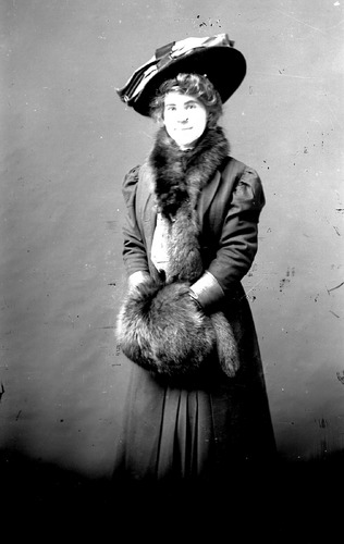 Click to see GP-489 of Moore Glass Plate Collection (GP-)