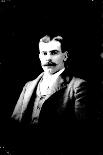 Click to see GP-490 of Moore Glass Plate Collection (GP-)