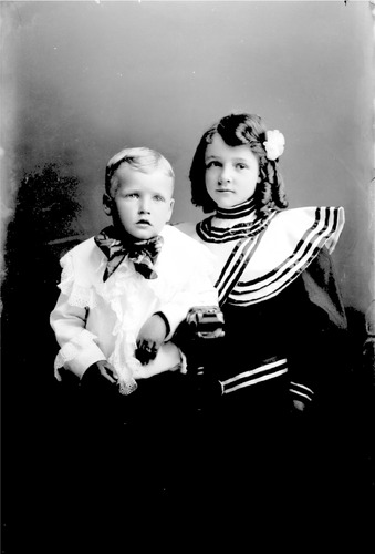 Click to see GP-492 of Moore Glass Plate Collection (GP-)