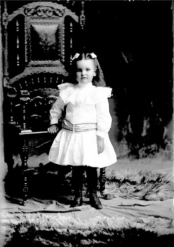 Click to see GP-498 of Moore Glass Plate Collection (GP-)