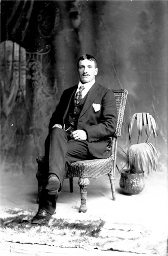Click to see GP-516 of Moore Glass Plate Collection (GP-)