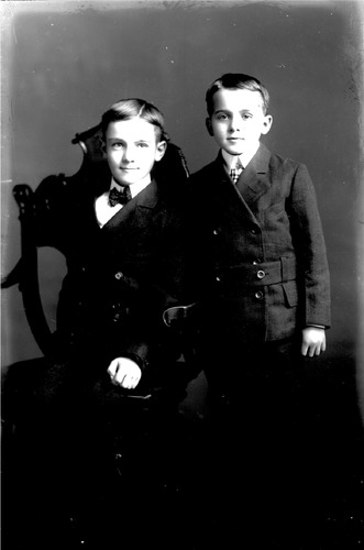 Click to see GP-543 of Moore Glass Plate Collection (GP-)
