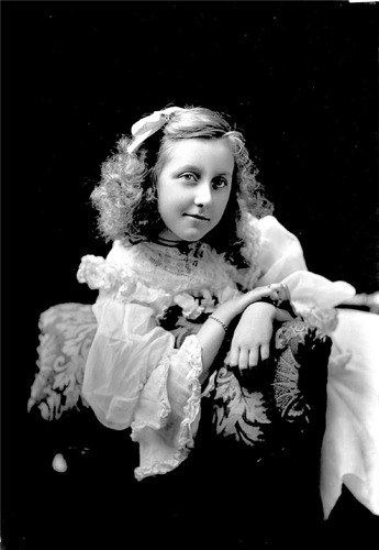 Click to see GP-549 of Moore Glass Plate Collection (GP-)