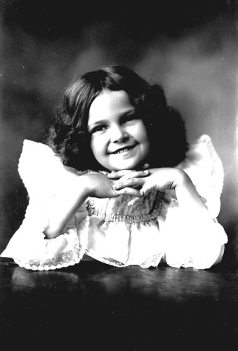 Click to see GP-566 of Moore Glass Plate Collection (GP-)