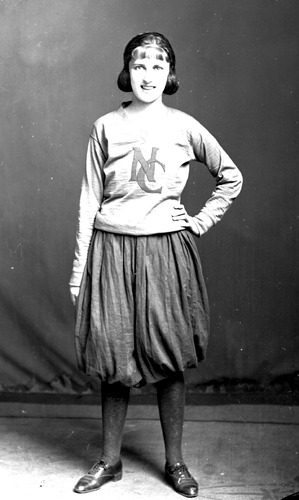Click to see GP-571 of Moore Glass Plate Collection (GP-)