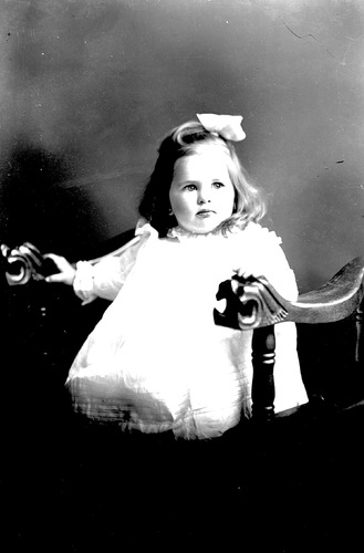Click to see GP-577 of Moore Glass Plate Collection (GP-)