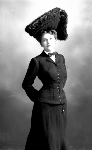 Click to see GP-586 of Moore Glass Plate Collection (GP-)