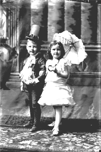 Click to see GP-633 of Moore Glass Plate Collection (GP-)