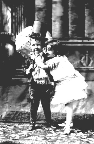 Click to see GP-634 of Moore Glass Plate Collection (GP-)