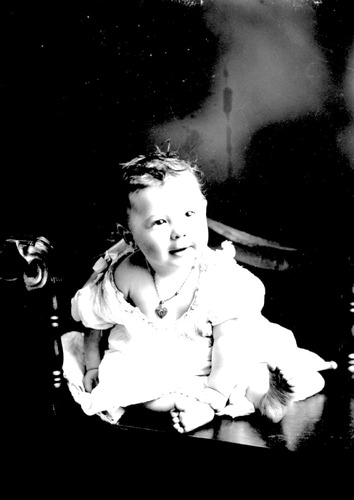 Click to see GP-669 of Moore Glass Plate Collection (GP-)