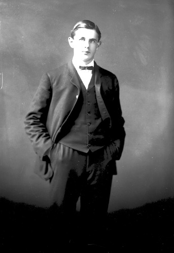 Click to see GP-676 of Moore Glass Plate Collection (GP-)