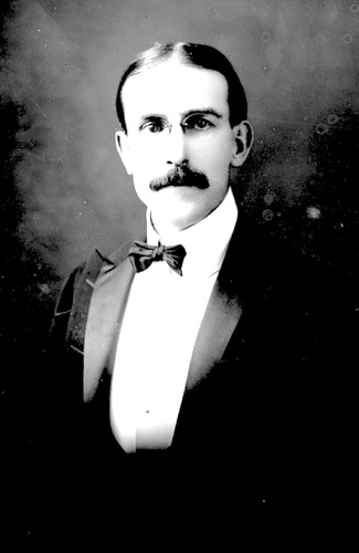 Click to see GP-697 of Moore Glass Plate Collection (GP-)