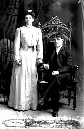 Click to see GP-711 of Moore Glass Plate Collection (GP-)