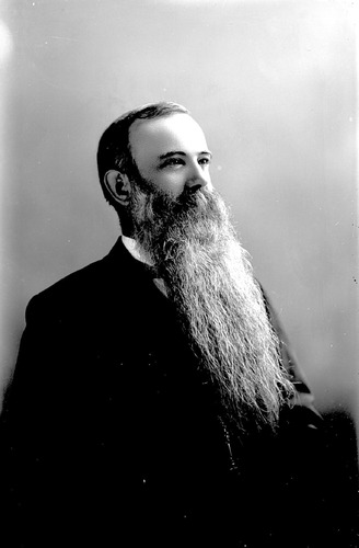 Click to see GP-713 of Moore Glass Plate Collection (GP-)