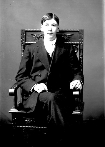 Click to see GP-714 of Moore Glass Plate Collection (GP-)