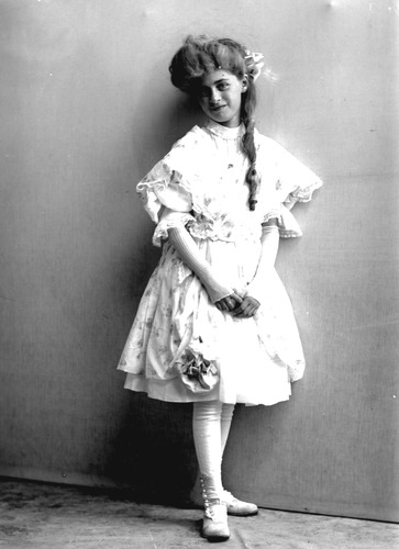 Click to see GP-728 of Moore Glass Plate Collection (GP-)