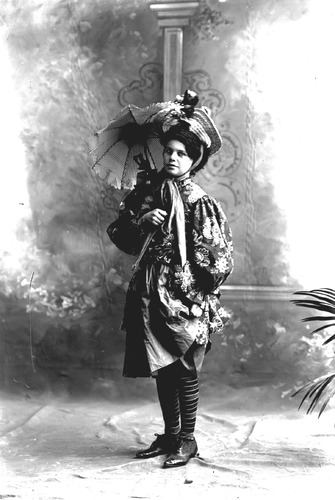Click to see GP-733 of Moore Glass Plate Collection (GP-)