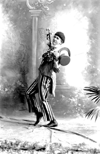 Click to see GP-741 of Moore Glass Plate Collection (GP-)