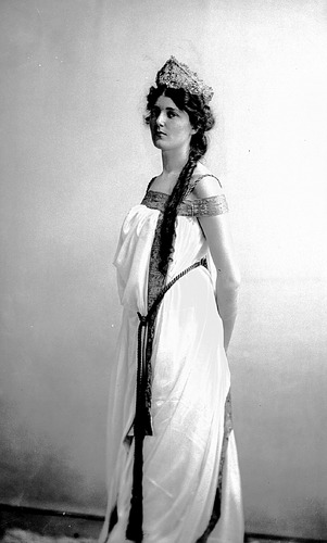 Click to see GP-752 of Moore Glass Plate Collection (GP-)