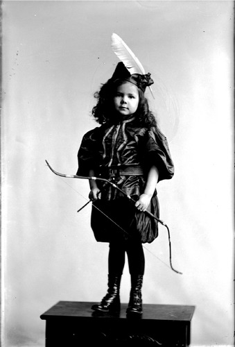 Click to see GP-774 of Moore Glass Plate Collection (GP-)