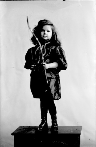 Click to see GP-775 of Moore Glass Plate Collection (GP-)
