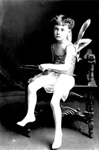 Click to see GP-777 of Moore Glass Plate Collection (GP-)