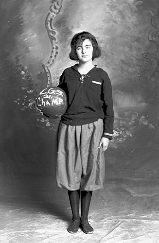 Click to see GP-782 of Moore Glass Plate Collection (GP-)