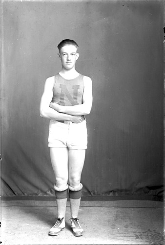 Click to see GP-824 of Moore Glass Plate Collection (GP-)