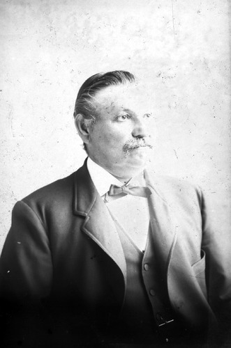 Click to see GP-909 of Moore Glass Plate Collection (GP-)
