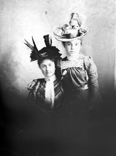 Click to see GP-930 of Moore Glass Plate Collection (GP-)