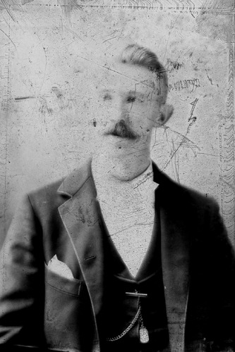 Click to see GP-931 of Moore Glass Plate Collection (GP-)