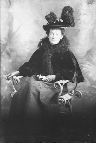 Click to see GP-949 of Moore Glass Plate Collection (GP-)