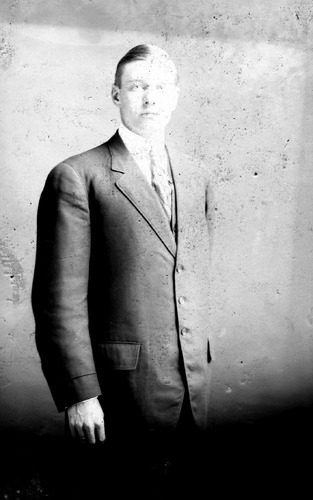 Click to see GP-963 of Moore Glass Plate Collection (GP-)