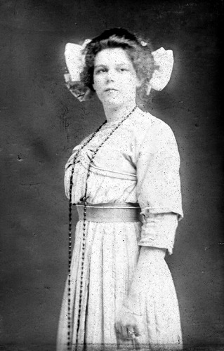 Click to see GP-970 of Moore Glass Plate Collection (GP-)