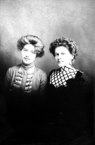 Click to see GP-983 of Moore Glass Plate Collection (GP-)