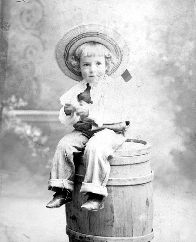 Click to see GP-1009 of Moore Glass Plate Collection (GP-)