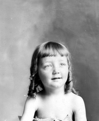 Click to see GP-1026 of Moore Glass Plate Collection (GP-)