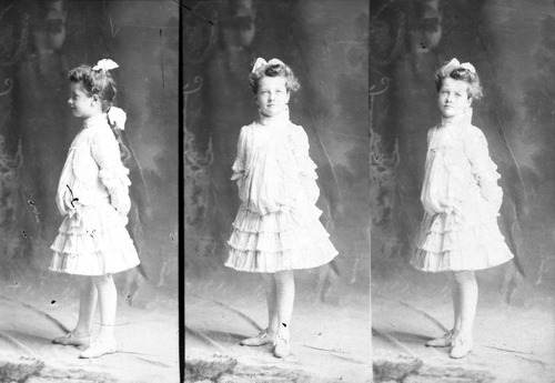 Click to see GP-1055 of Moore Glass Plate Collection (GP-)