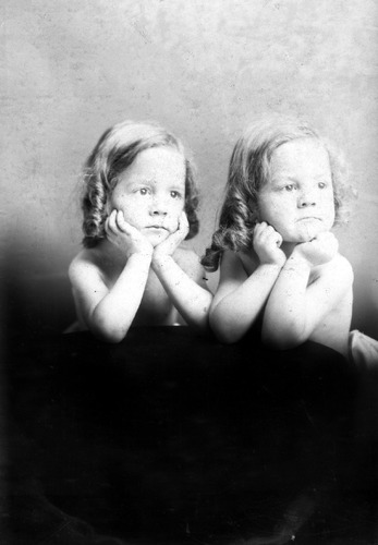 Click to see GP-1061 of Moore Glass Plate Collection (GP-)
