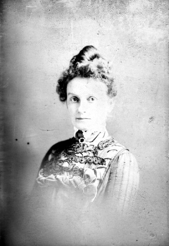 Click to see GP-1077 of Moore Glass Plate Collection (GP-)