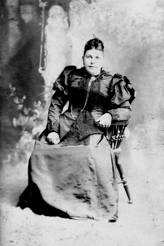 Click to see GP-1089 of Moore Glass Plate Collection (GP-)