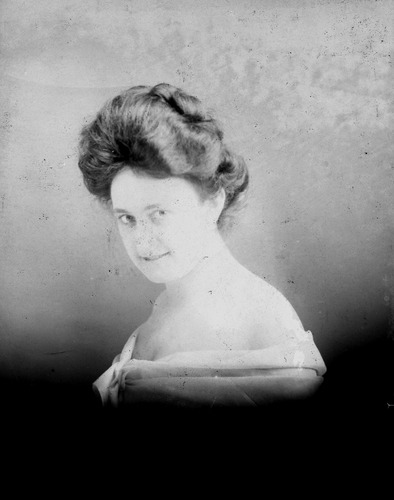 Click to see GP-1109 of Moore Glass Plate Collection (GP-)