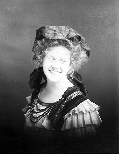 Click to see GP-1118 of Moore Glass Plate Collection (GP-)