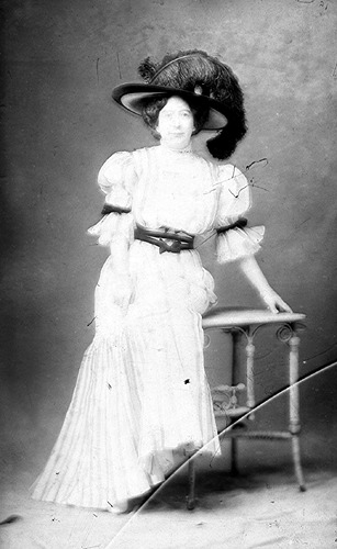 Click to see GP-1140 of Moore Glass Plate Collection (GP-)