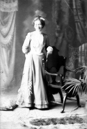 Click to see GP-1155 of Moore Glass Plate Collection (GP-)