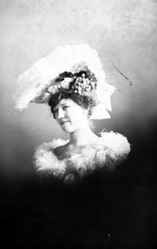 Click to see GP-1227 of Moore Glass Plate Collection (GP-)