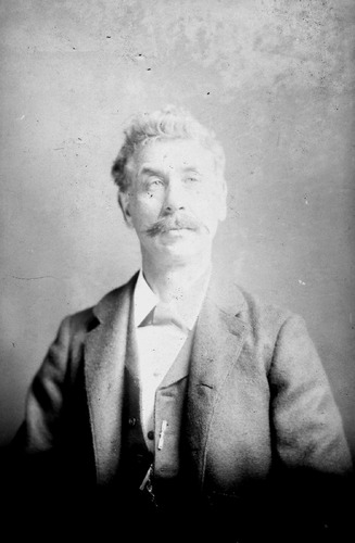 Click to see GP-1252 of Moore Glass Plate Collection (GP-)