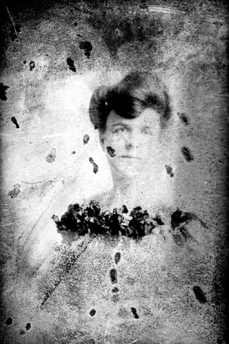 Click to see GP-1257 of Moore Glass Plate Collection (GP-)