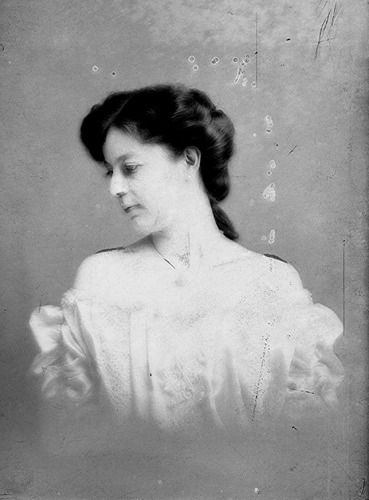 Click to see GP-1283 of Moore Glass Plate Collection (GP-)