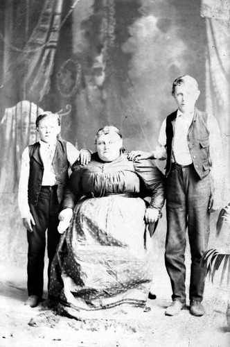 Click to see GP-1287 of Moore Glass Plate Collection (GP-)